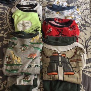 Bundle of 6 Boys 5T Carter’s long-sleeve PJs